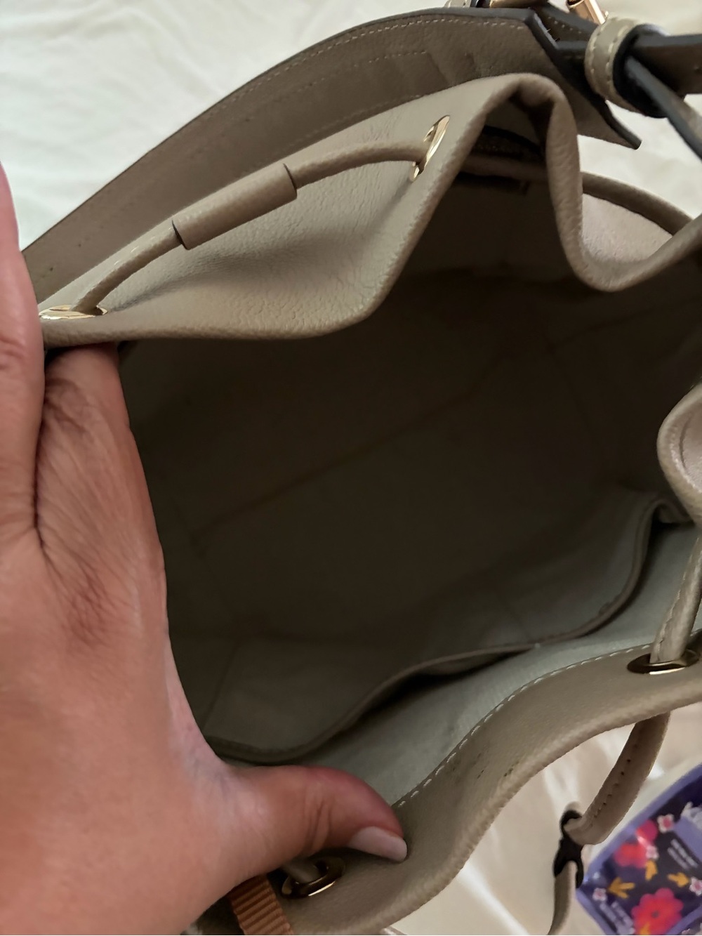 Dooney & Bourke Taupe Bucket Shoulder Bag with Gold Hardware NEW! - Picture 5 of 12